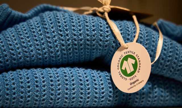 Il mondo degli "abiti biologici": «Rispettosi della natura, dei lavoratori e della nostra pelle»